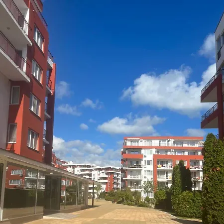 Noks - Marina View